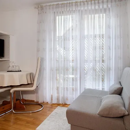 Guest house Garni Vitamari 3*