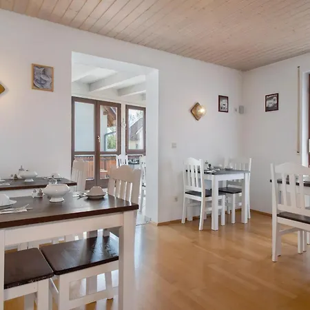 Garni Vitamari Affittacamere 3*